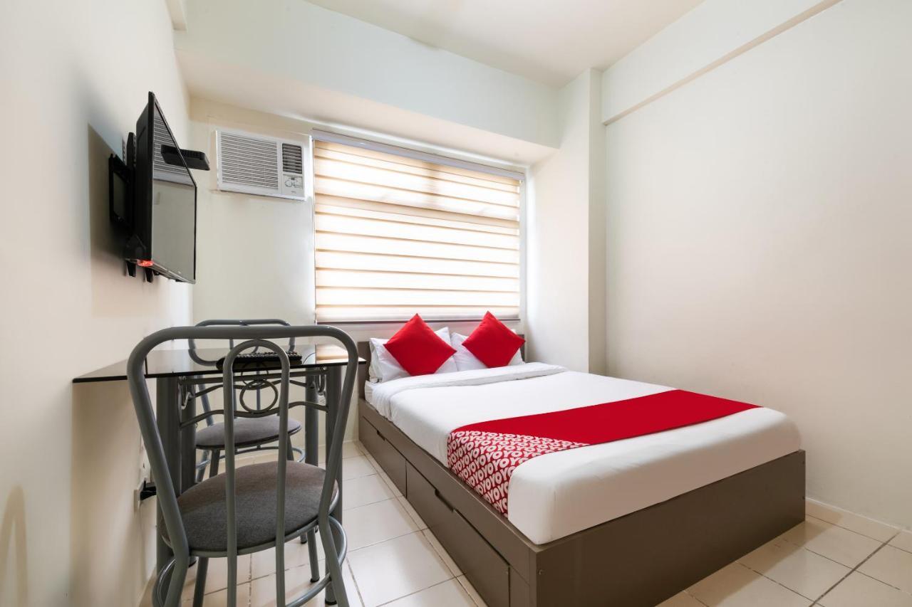 Oyo 474 Urbandeca Tower 316 - Nizami Condotel Mandaluyong Exteriér fotografie