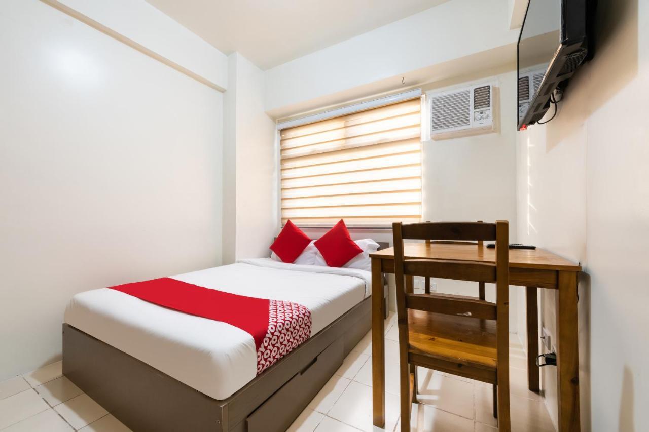 Oyo 474 Urbandeca Tower 316 - Nizami Condotel Mandaluyong Exteriér fotografie