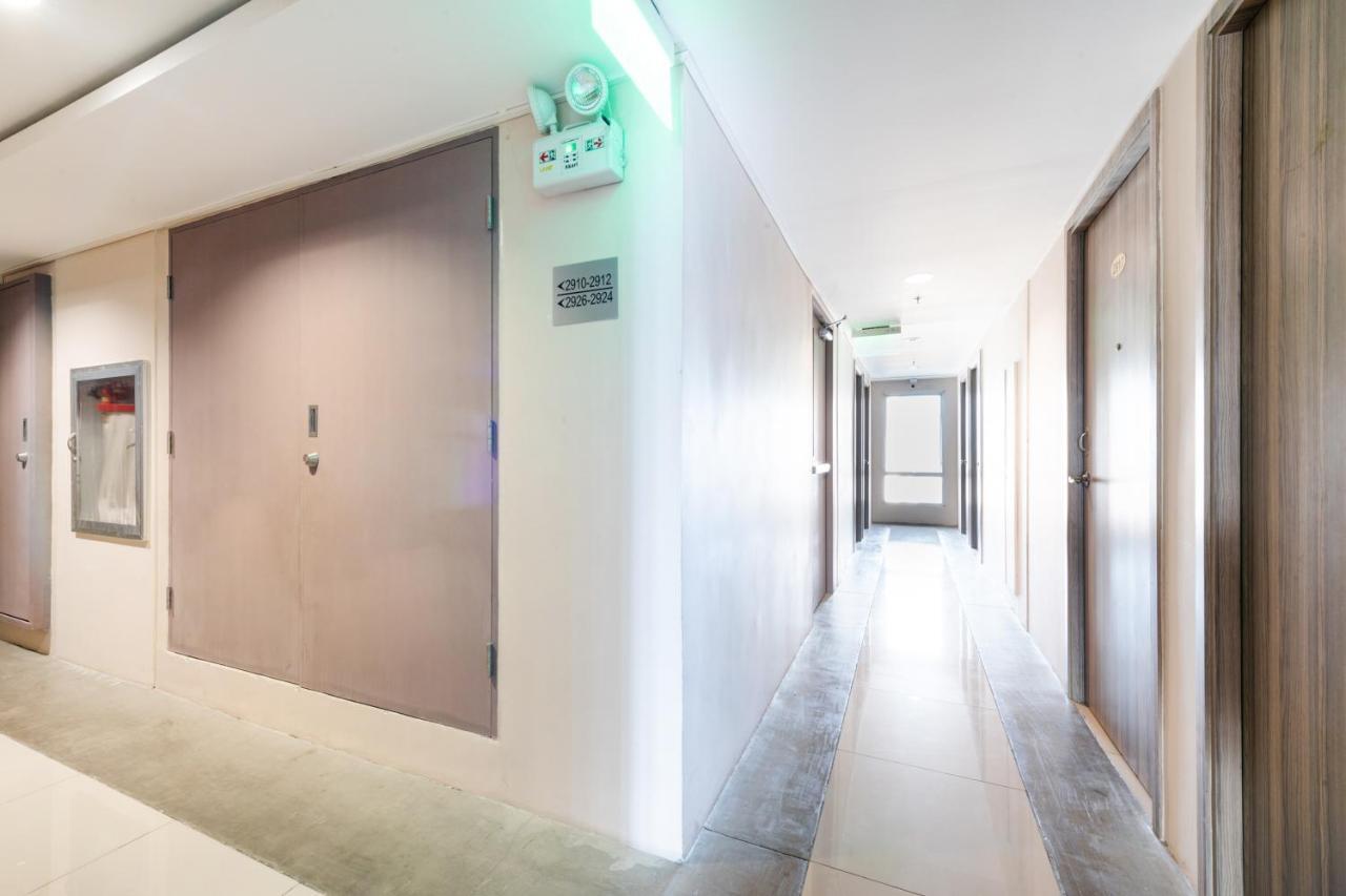 Oyo 474 Urbandeca Tower 316 - Nizami Condotel Mandaluyong Exteriér fotografie